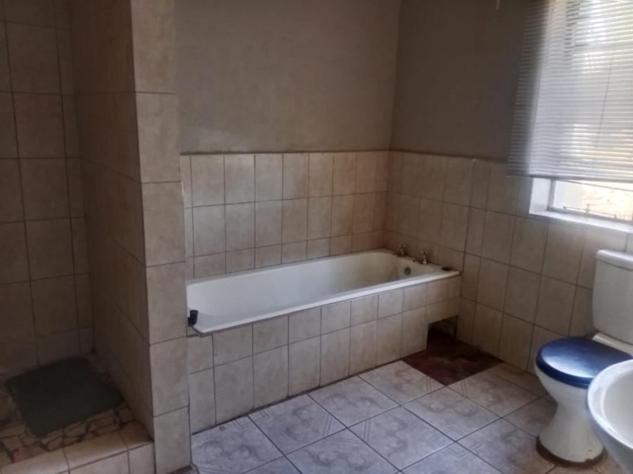 4 Bedroom Property for Sale in Kuruman Northern Cape